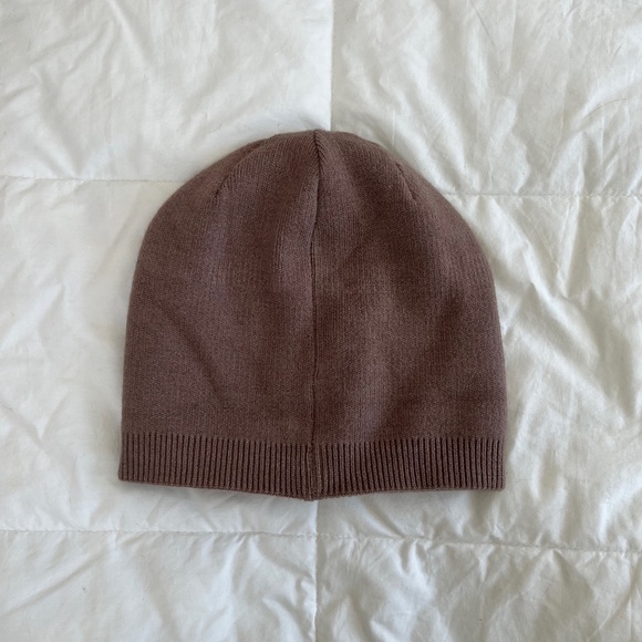 ๐๐ค๐ Neutral Brown Beanie ๐๐ค๐ - Picture 3 of 4